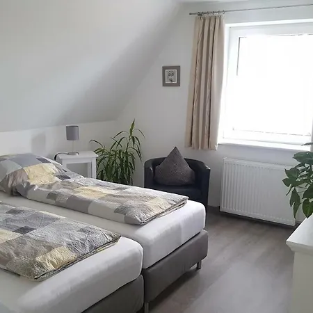 / Seibert Apartment *